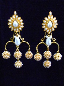 latest_earrings_001480PER22610